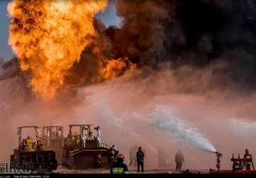 آتش‌سوزی گسترده یک انبار در خیابان فداییان