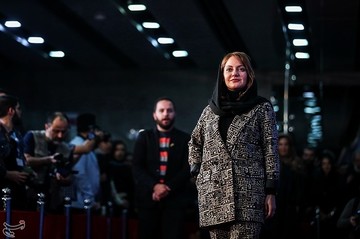 مهناز افشار بازیگر فیلم «قسم» در سی‌وهفتمین جشنواره فیلم فجر