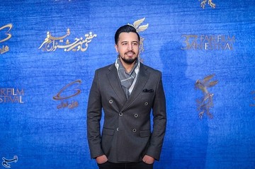 مهرداد صدیقیان بازیگر فیلم سونامی به کارگردانی میلاد صدرعاملی در نهمین روز سی‌وهفتمین جشنواره فیلم فجر