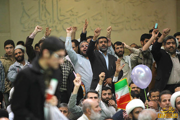مخاطبان سخنان روز ۱۹ بهمن رهبر انقلاب چه کسانی هستند؟