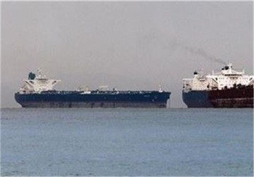 یک اتفاق عجیب/ نفتکش عربستانی در حال حرکت به سمت ونزوئلا