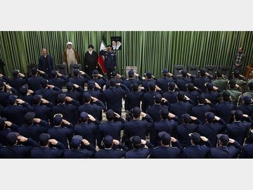 اصل ماجرای سلام نظامی همافرها به علم‌الهدی در مشهد چه بود؟
