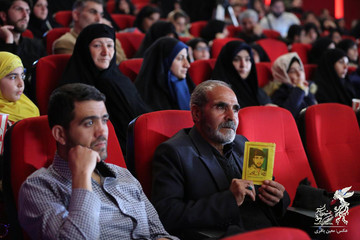 اکران ویژه «23نفر» برای خانواده شهدای مدافع حرم