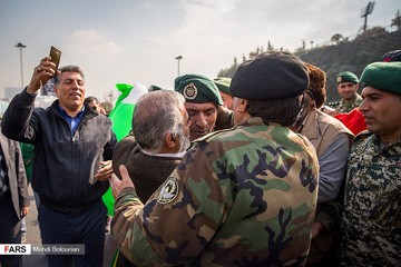 پرش از برج میلاد