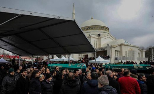مراسم تشییع جانباختگان ریزش ساختمان در ترکیه