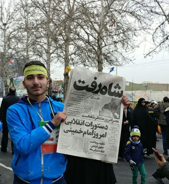 اینجا سال 97 چهل سال پس از رفتن شاه هنوز دلها برای انقلاب می‌تپد