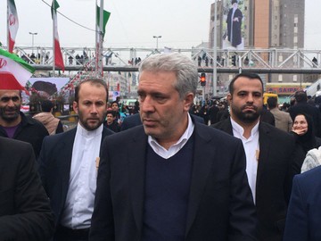 حضور علی‌اصغر مونسان، معاون رئیس‌جمهوری و رئیس سازمان میراث فرهنگی در راهپیمایی ۲۲ بهمن تهران