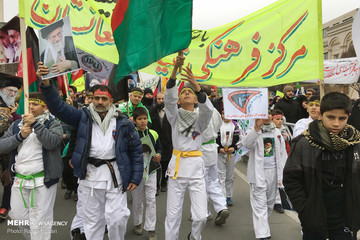 راهپیمایی ۲۲ بهمن در مشهد