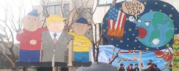 عکس | ۲ تصویر متفاوت از ترامپ در راهپیمایی ۲۲ بهمن