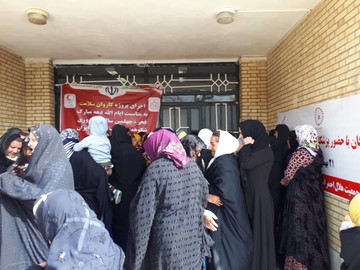کاروان سلامت هلال احمر به منطقه سادات محمودی رسید