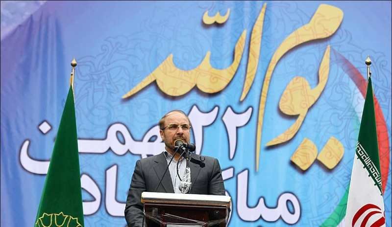 قالیباف: تفاوت سلیقه سیاسی نباید مانع کمک به حل مشکلات اقتصادی شود
