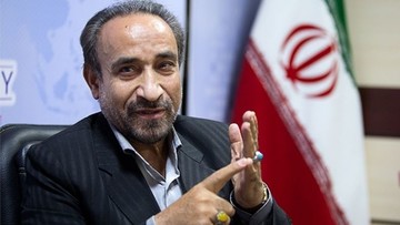 خباز: جوفروشان گندم‌نما آب بر آسیاب دشمن می‌ریزند