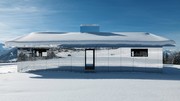 تصاویر | خانه آینه‌ای در کوه‌های برفی سوئیس