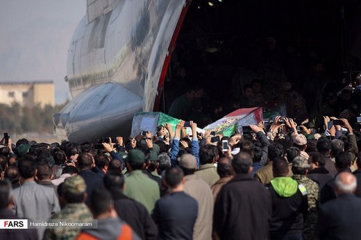 ورود پیکر شهدای حادثه تروریستی به اصفهان
