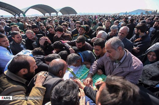 ورود پیکر شهدای حادثه تروریستی به اصفهان