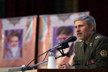 الحاق زیردریایی «فاتح» به نیروی دریایی ارتش با حضور رئیس‌جمهور
