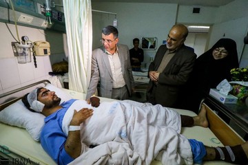 رئیس دانشگاه علوم پزشکی اصفهان : آرامش مجروحان حادثه تروریستی سیستان بی‌بدیل است