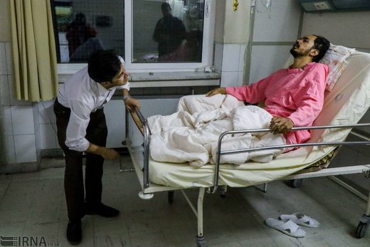 مجروحان حادثه تروریستی زاهدان در بیمارستان شهید صدوقی اصفهان