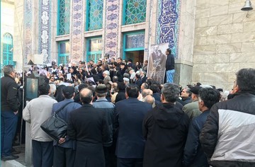 مراسم تشییع پوران شریعت رضوی