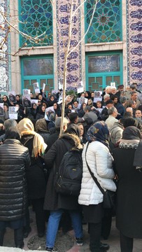 مراسم تشییع پوران شریعت رضوی
