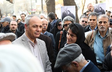 مراسم تشییع پیکر پوران شریعت رضوی