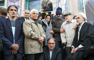 مراسم تشییع پیکر پوران شریعت رضوی