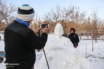 مسابقه ساخت مجسمه های برفی در ائل گلی تبریز