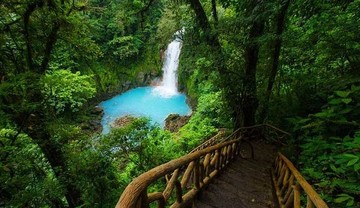 تصاویر | شفاف‌ترین رودخانه دنیا را ببینید! 