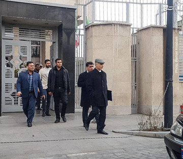 حسین فریدون در دادگاه کارکنان دولت