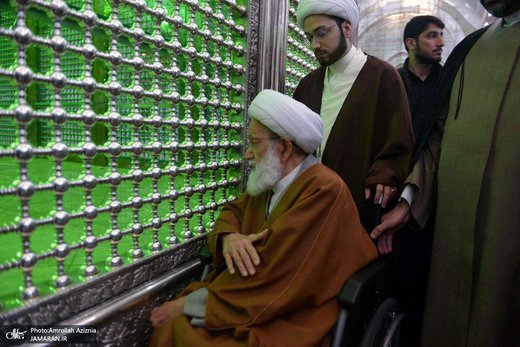 حضور رهبر شیعیان بحرین در حرم امام خمینی (ره)/ عکس حضور رهبر شیعیان بحرین در حرم امام خمینی (ره)/ عکس