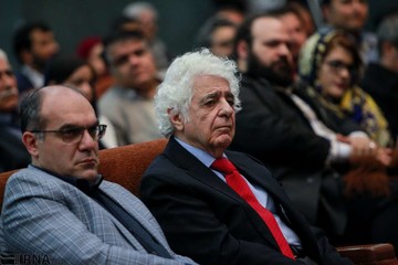 بزرگداشت استاد همایون خرم