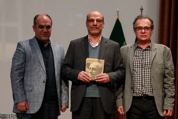 بزرگداشت استاد همایون خرم