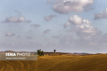 منطقه کویری «جندق» در نزدیکی روستای فرحزاد