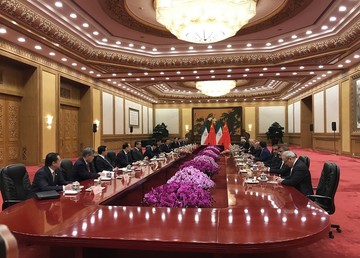  الرئيس الصيني يوكد علي تطوير العلاقات الاستراتيجية مع ايران