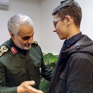 دیدار سردار سلیمانی با آرین غلامی