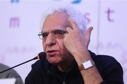 کیومرث پوراحمد: بدون خواندن سناریو فیلم‌ می‌سازند و افتخار هم می‌کنند!