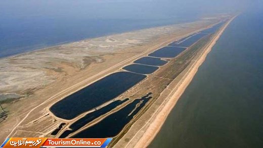 زبانه آرابات در دریای آزوف با گستره 110 کیلومتر