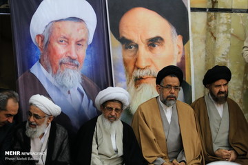 مراسم بزرگداشت آیت الله مومن در مسجد اعظم قم‎