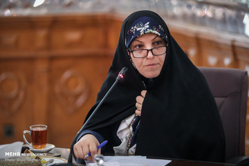 دیدار رئیس مجلس شورای اسلامی با بانوان نماینده