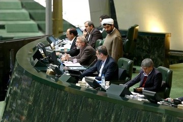 رقابت شگفتی‌آفرین برای ریاست؛ رویارویی لاریجانی، حاجی‌بابایی، عارف