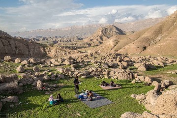 مدارس عشایری شهرستان اندیکا
