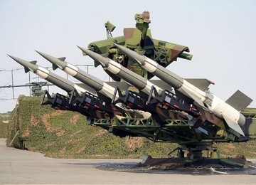 میلیتاریزه شدن منطقه خلیج‌فارس و لزوم توجه جدی به افزایش قدرت دفاعی کشور