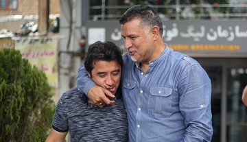 گفت‌وگو با فوتبالیست‌ها به بهانه روز مادر/ خداداد: پول داشتیم مادرم از دنیا نمی‌رفت