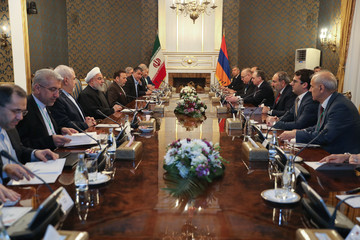 Iran keen on expanding of relations, cooperation with Armenia: Pres. Rouhani