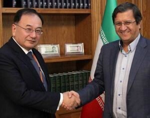 خبر همتی از بهبود روابط بانکی ایران و ژاپن