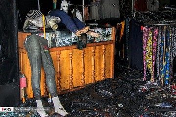 آتش‌سوزی ده باب مغازه در چالوس