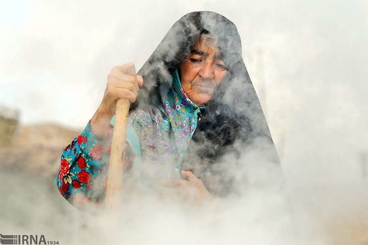 آیین سنتی سمنو پزان شهر درق