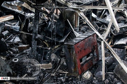 آتش‌سوزی ده باب مغازه در چالوس