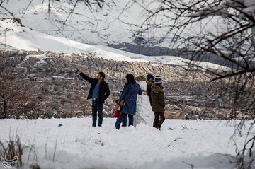 رخت سفید زمستان بر قامت آبیدر