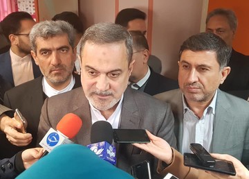 وزیر آموزش و پرورش: تنبیه دانش‌آموزان یک آفت است